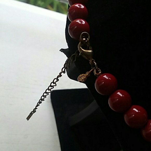 Premier Designs Red Choker - Picture 3 of 4